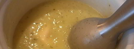 суп-пюре из кабачка с творожным кремом. Шаг 3