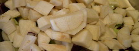 суп-пюре из пастернака с кедровыми орешками. Шаг 3