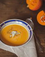 Суп-пюре из тыквы с сыром рокфор