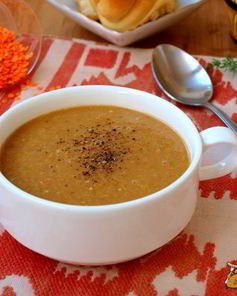 Суп-пюре с баклажанами и чечевицей