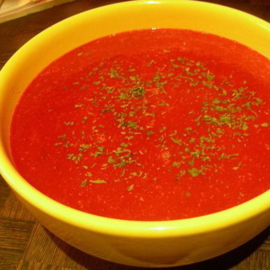 Рецепт свекольного супа-пюре с яблоком и тимьяном