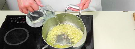 тыквенный суп-пюре с пряными сливками. Шаг 3