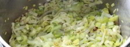 суп с грушей и пореем. Шаг 2