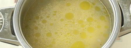 суп с морской капустой и зеленым горошком. Шаг 2