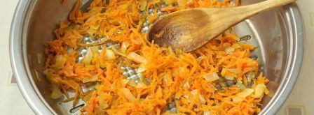 суп с морской капустой и зеленым горошком. Шаг 3