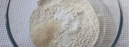 бабушкины рулетики с клубникой и лукумом. Шаг 5