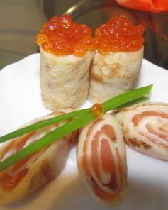 Блины с семгой и красной икрой