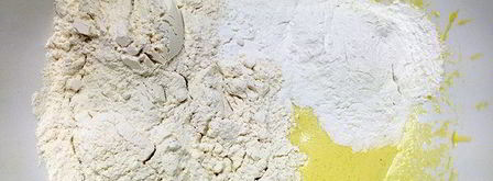 тонкие блинчики на кефире ажурные. Шаг 3