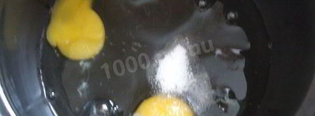 тонкие блины с начинкой. Шаг 2