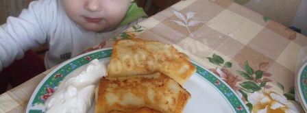 тонкие блины с начинкой. Шаг 17