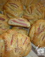 Булочки с колбасой