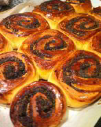 Булочки с маком