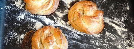 домашние булочки — капкейки и завитки. Шаг 14