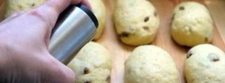 маритоцци — воздушные булочки со взбитыми сливками. Шаг 8