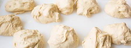 плетеные булочки с кунжутом. Шаг 7