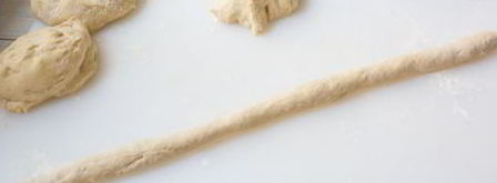 плетеные булочки с кунжутом. Шаг 9