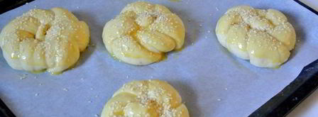 сдобные булочки с кунжутом. Шаг 15