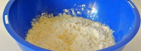 сдобные булочки с кунжутом. Шаг 3