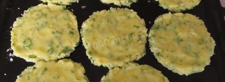 ватрушки картофельные с курицей. Шаг 7