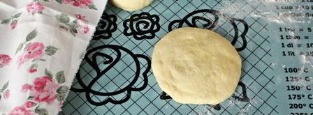 ватрушки на кефире. Шаг 10