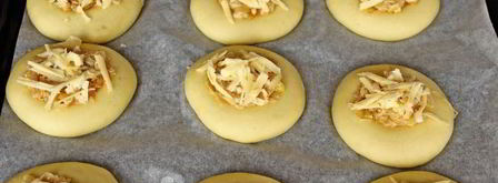 ватрушки на кефире. Шаг 12