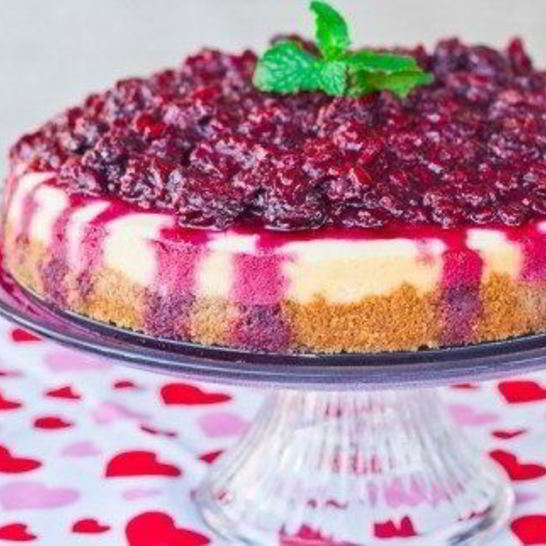 Рецепт чизкейка с ежевикой, малиной и гранатом