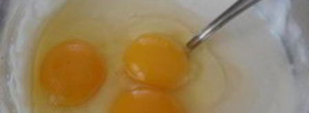 чизкейк с творогом и сгущенкой. Шаг 6