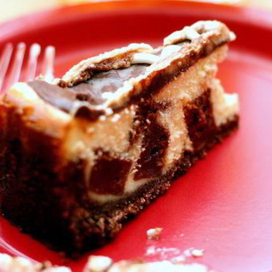 Рецепт мозаичного чизкейка с горьким шоколадом