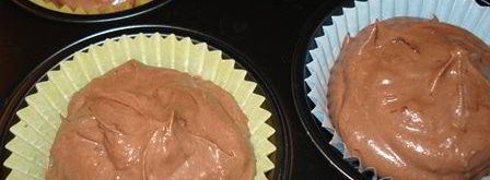 шоколадные мини-чизкейки с воздушным клубничным кремом. Шаг 3