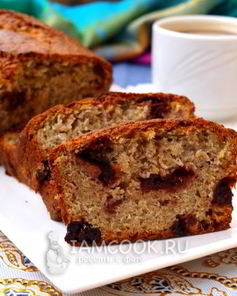 Банановый кекс с вишней