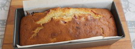 йогуртовый кекс с клубникой. Шаг 6