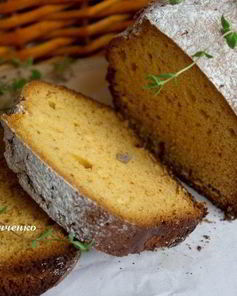 Медовый кекс с лаймом и тимьяном