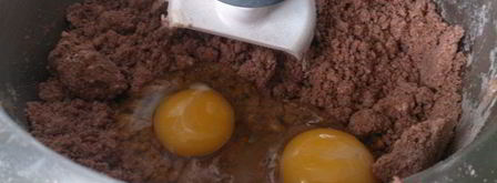 шоколадно-творожный штоллен с марципаном. Шаг 11