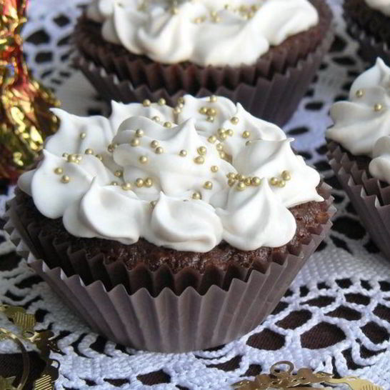 Рецепт шоколадна-творожных кексы с брусникой