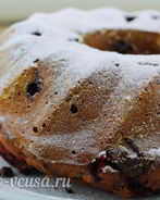 Шоколадный кекс с малиной