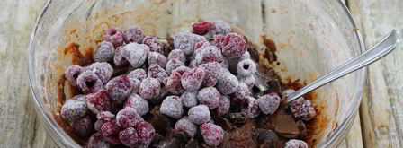 шоколадный кекс с малиной. Шаг 8