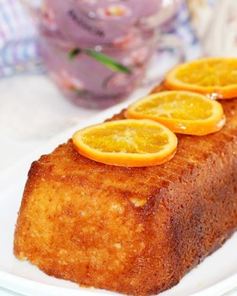 Сливочный кекс с кандированными апельсинами