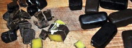 творожно-шоколадные кексы с шоколадными конфетами. Шаг 2