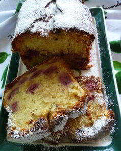 Вишневый кекс с марципаном