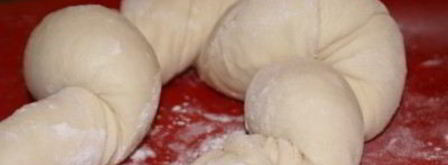 хачапури из слоеного теста. Шаг 3