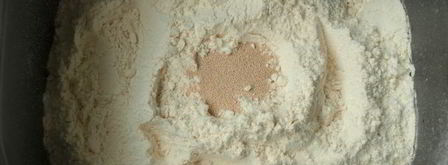 хлеб с луком и паприкой в хлебопечке. Шаг 2