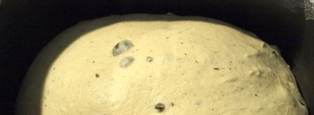 хлеб с маслинами, брынзой и итальянскими травами в хлебопечке. Шаг 5