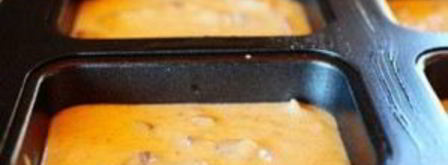 кукурузный мини-хлеб с клюквой и орехами. Шаг 5