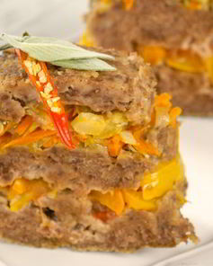 Слоеный мясной хлеб