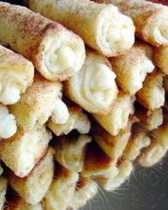 Трубочки из белого хлеба со сливочным сыром