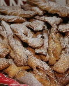 Хворост с сахаром