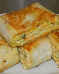 Хрустящая закуска из лаваша с овощами