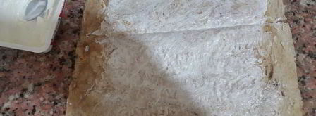 лаваш, запеченный с тунцом, помидорами и сыром. Шаг 3