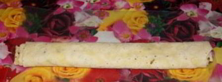 рулетики из лаваша с чесноком. Шаг 5