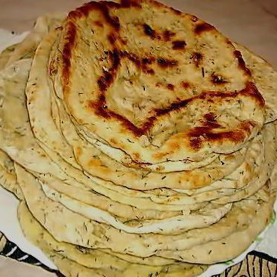Рецепт домашних лепешек с укропом и чесноком
